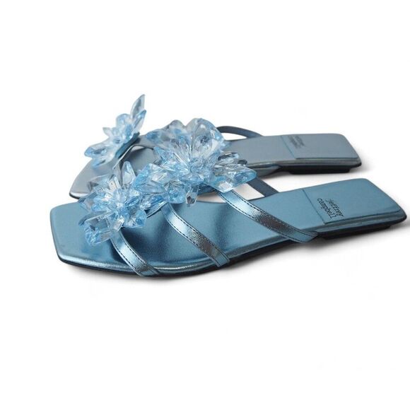 Jeffrey Campbell Crystalize Thong Sandals Light Blue Metallic Women's 6.5M - Picture 2 of 11